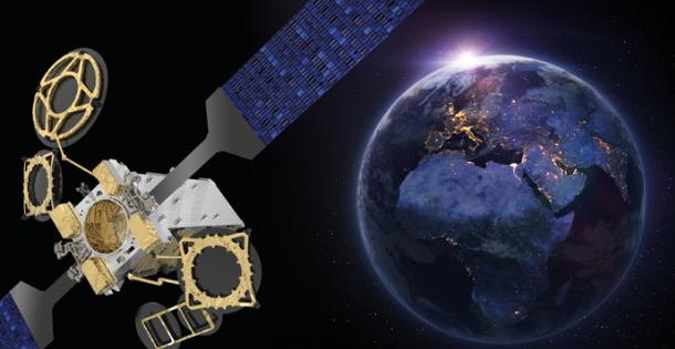 Eutelsat 10B für Anbindung von Flugzeugen und Schiffen