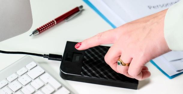 Verbatim präsentiert biometrisch gesicherte Datenträger